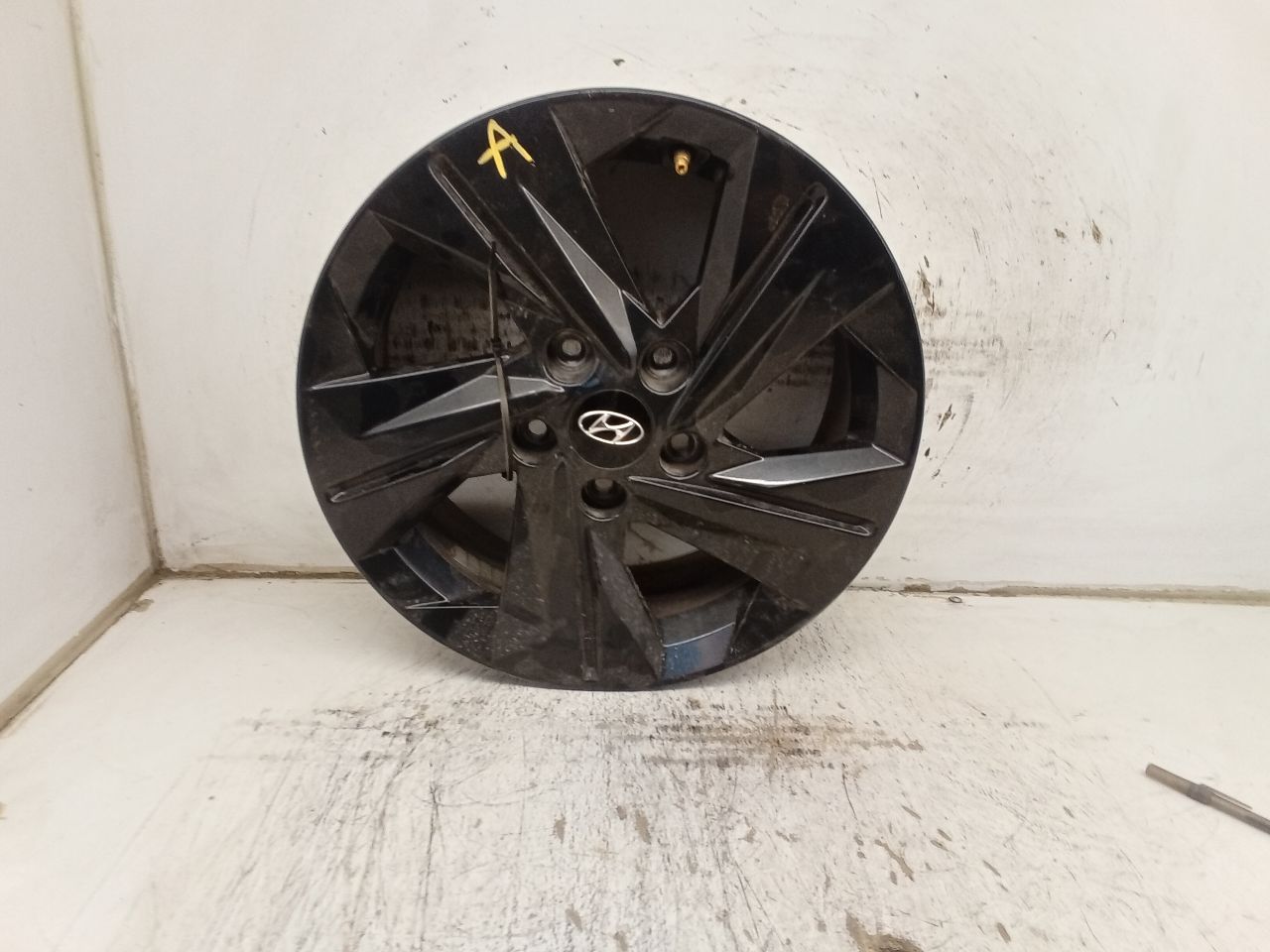 Part image 4