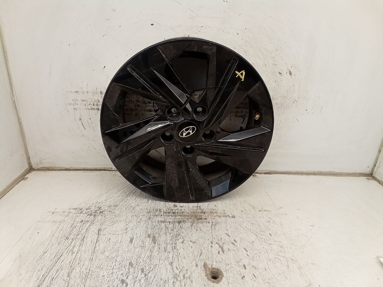 Part image 4