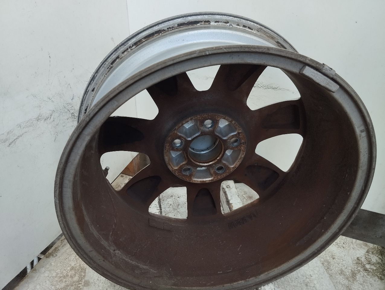 Part image 3
