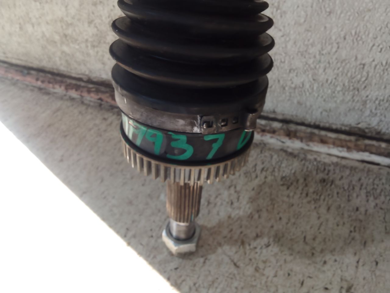 Part image 3