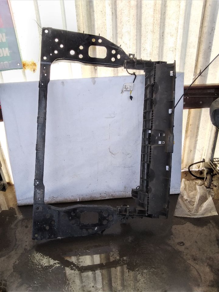 2015 AM General RENEGADE Radiator Core Supp