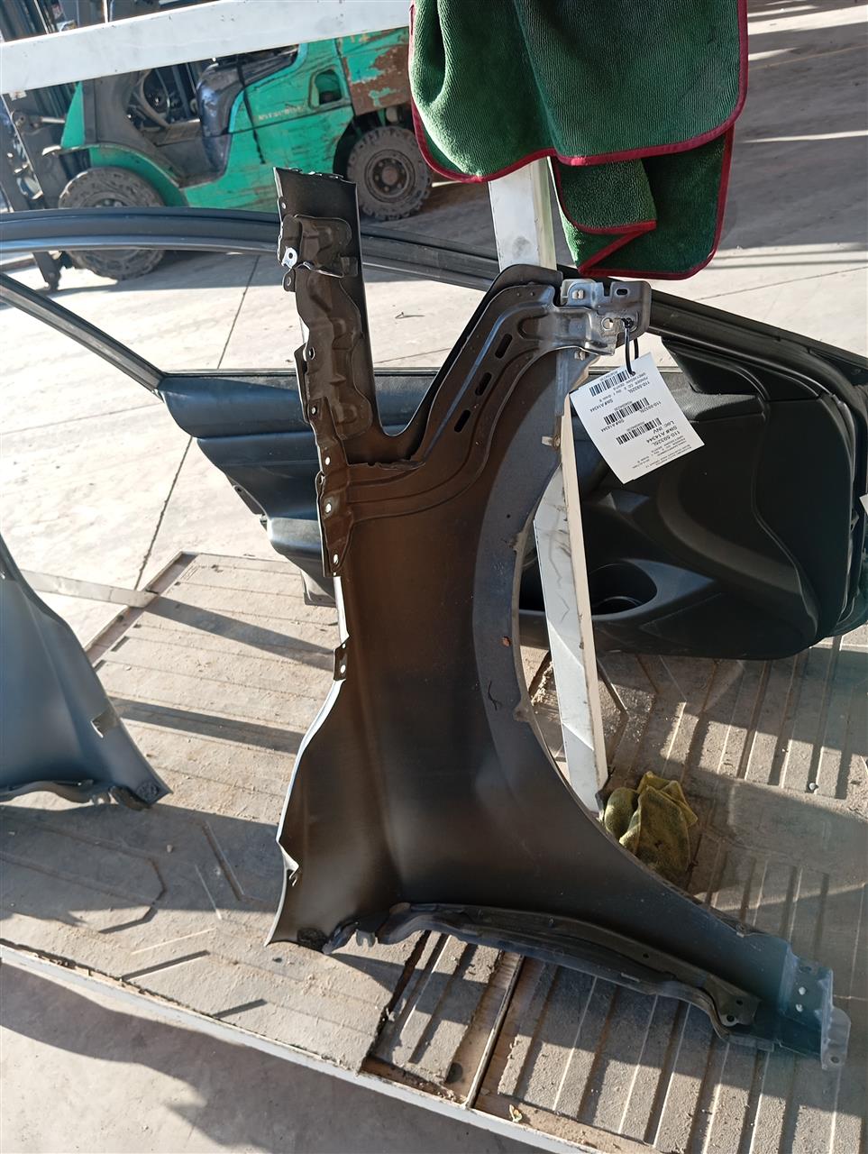 Part image 4