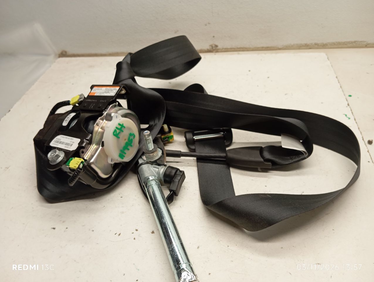 Used 2019 Honda INSIGHT retractor - Stock #H19953