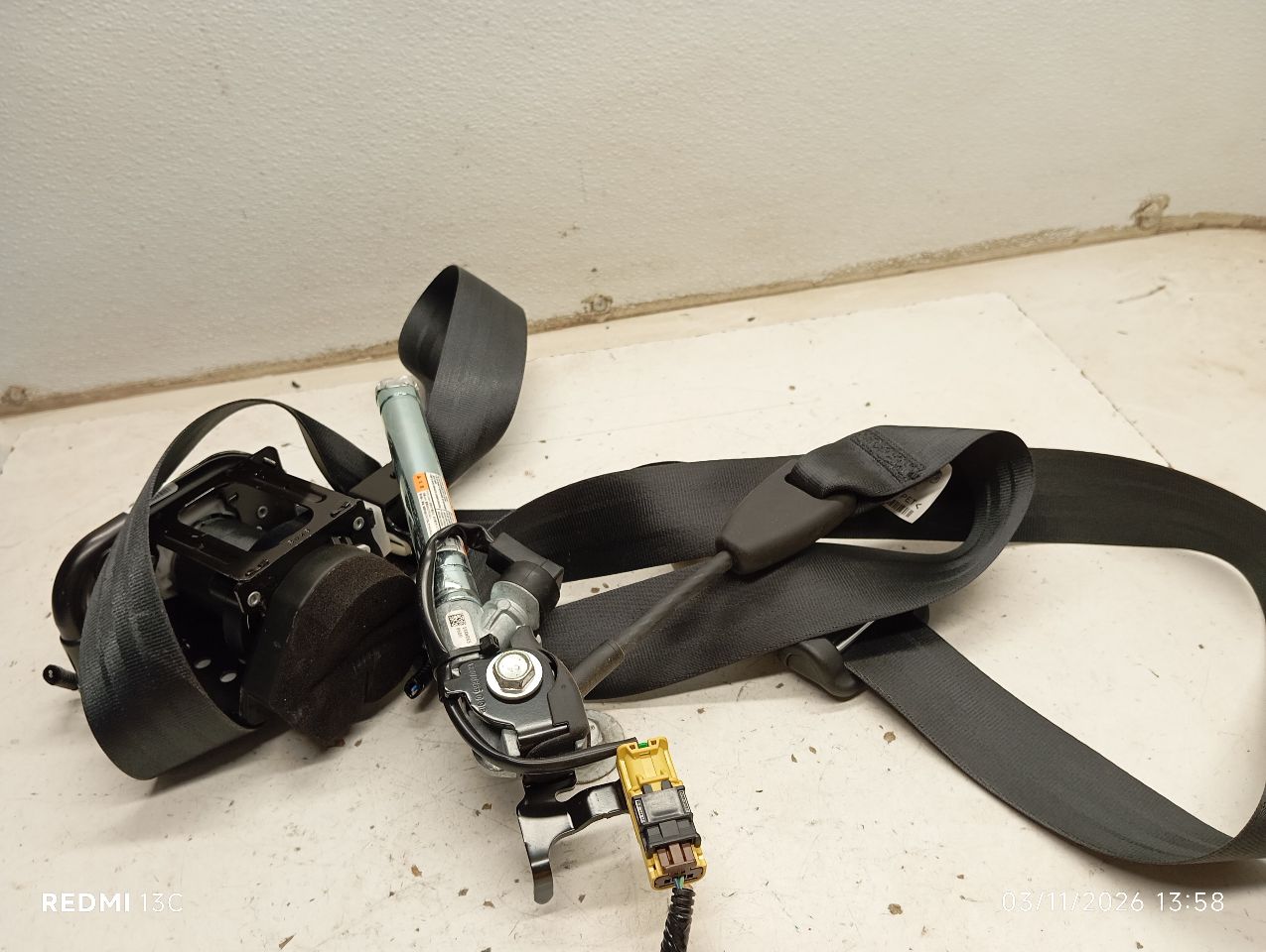 Used 2019 Honda INSIGHT retractor - Stock #H19953