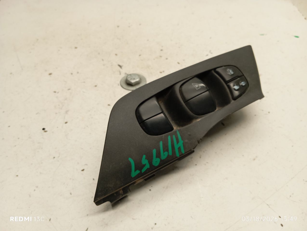 Used 2016 Nissan ALTIMA w/o passenger side automatic up and down window - Stock #H19957