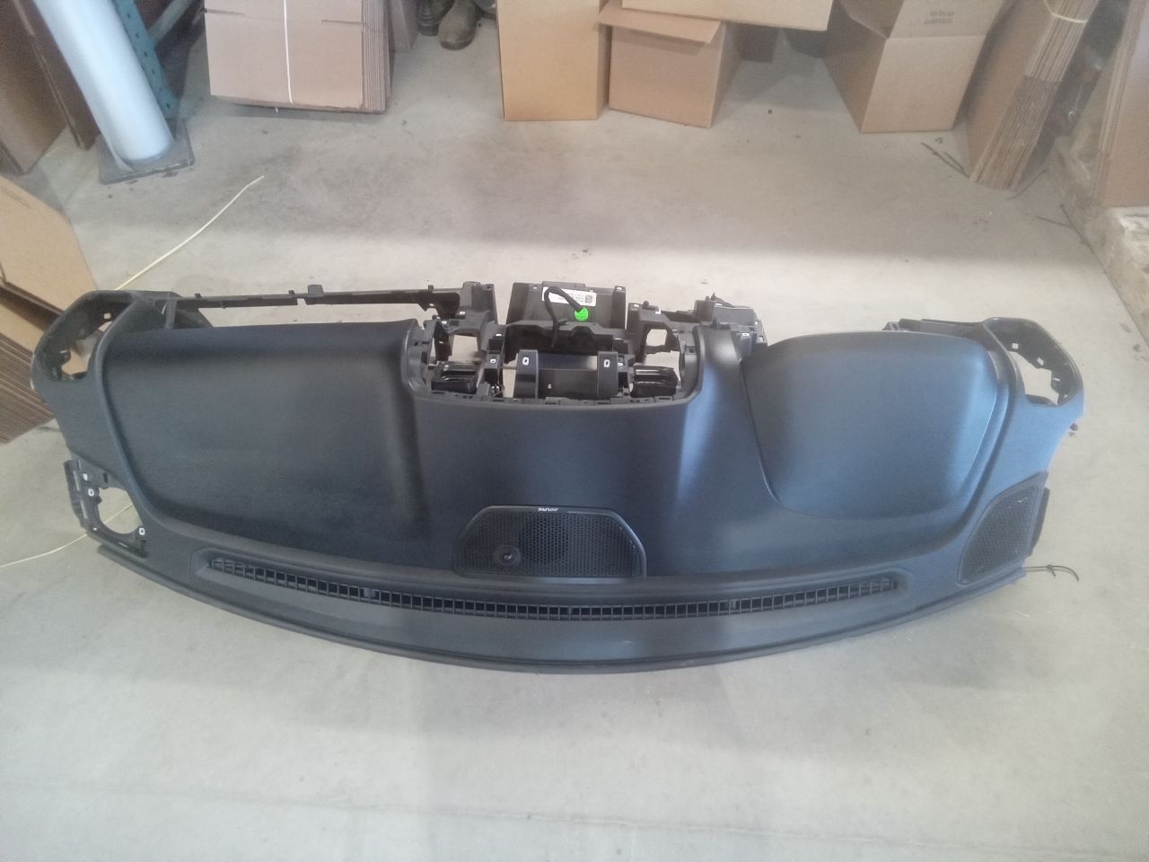 Part image 3