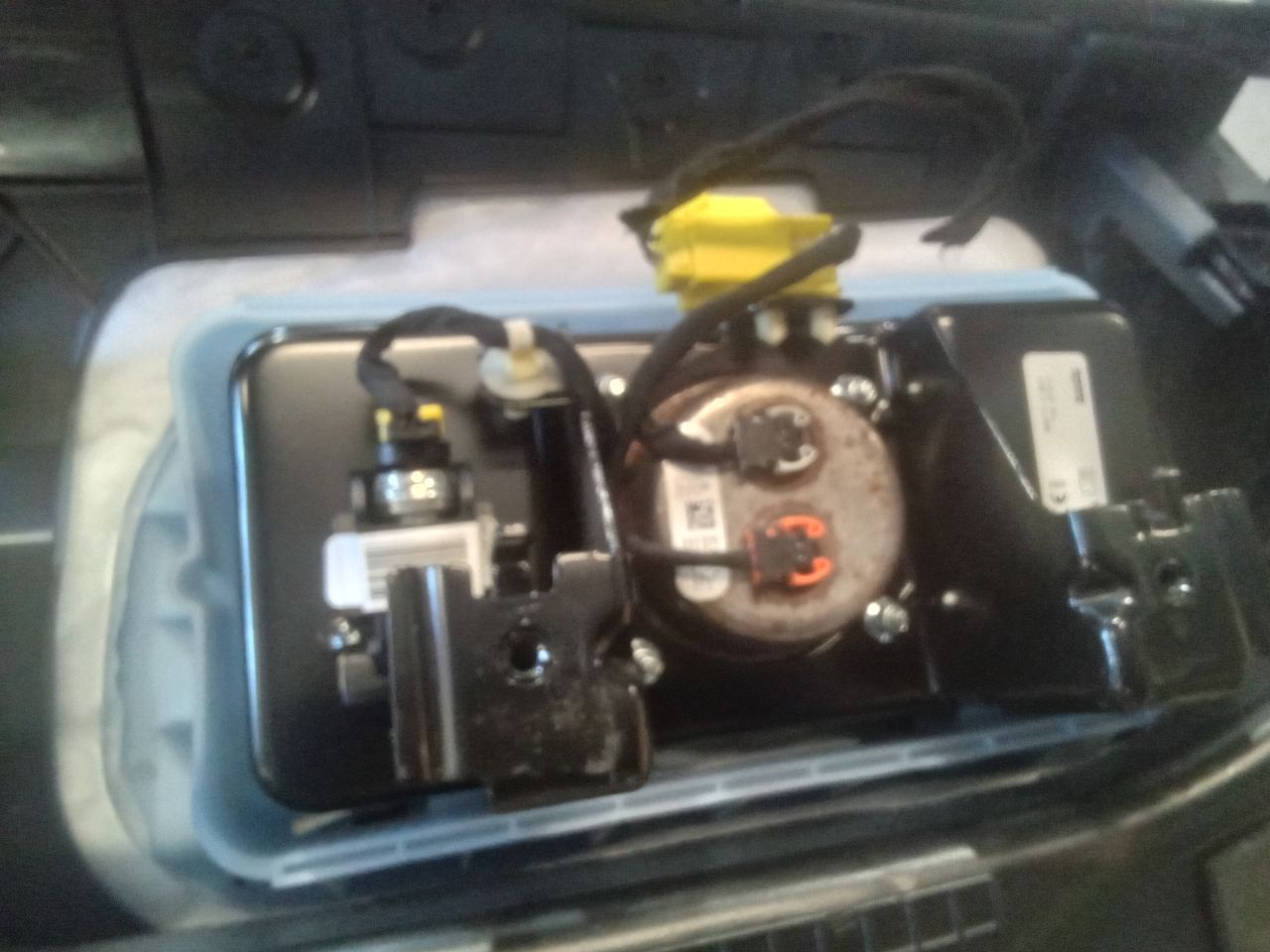Part image 8