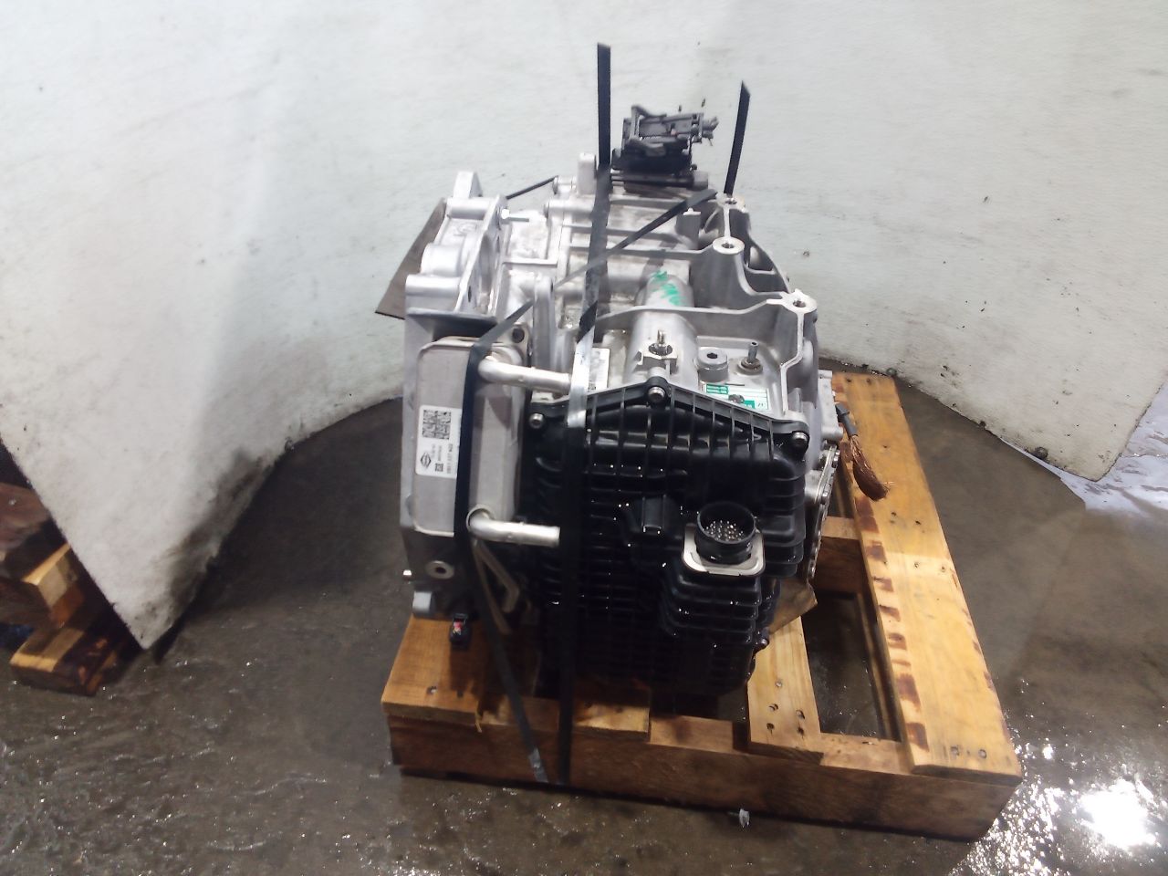 Part image 4