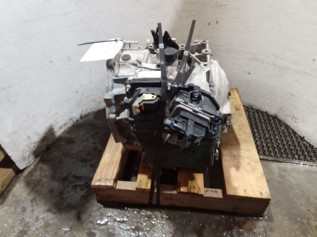 Part image 3