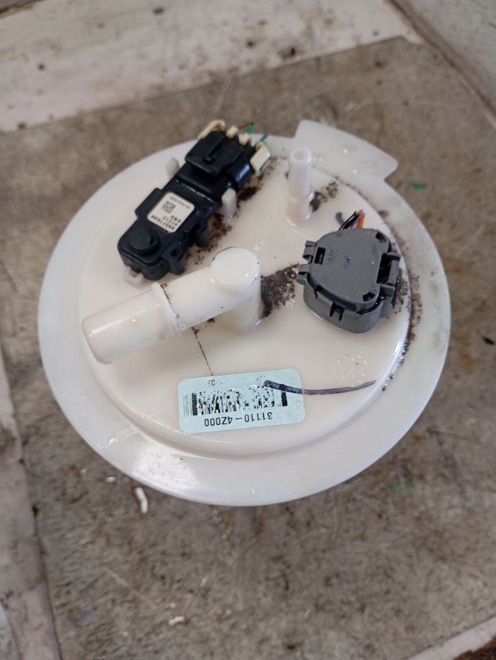 2014 Hyundai SANTA FE Fuel Pump