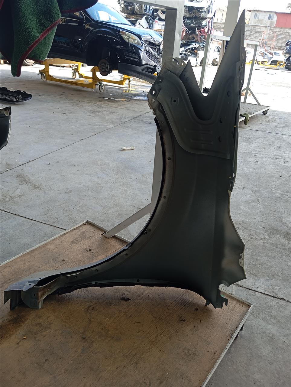 Part image 3