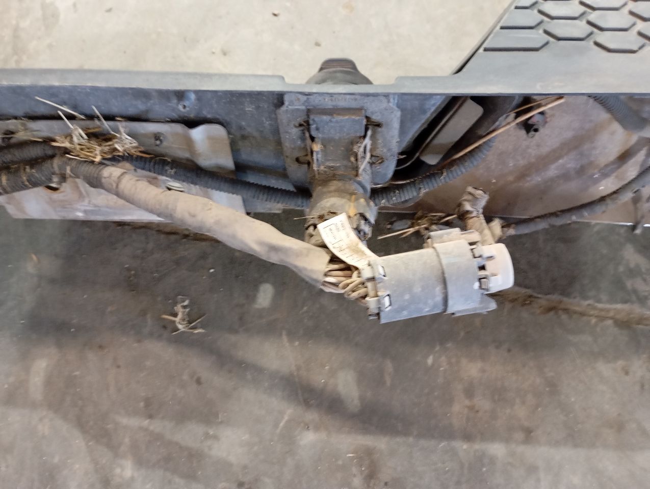 2011 DODGE 2500 PICKUP Chrysler Bumper Assy, Rear