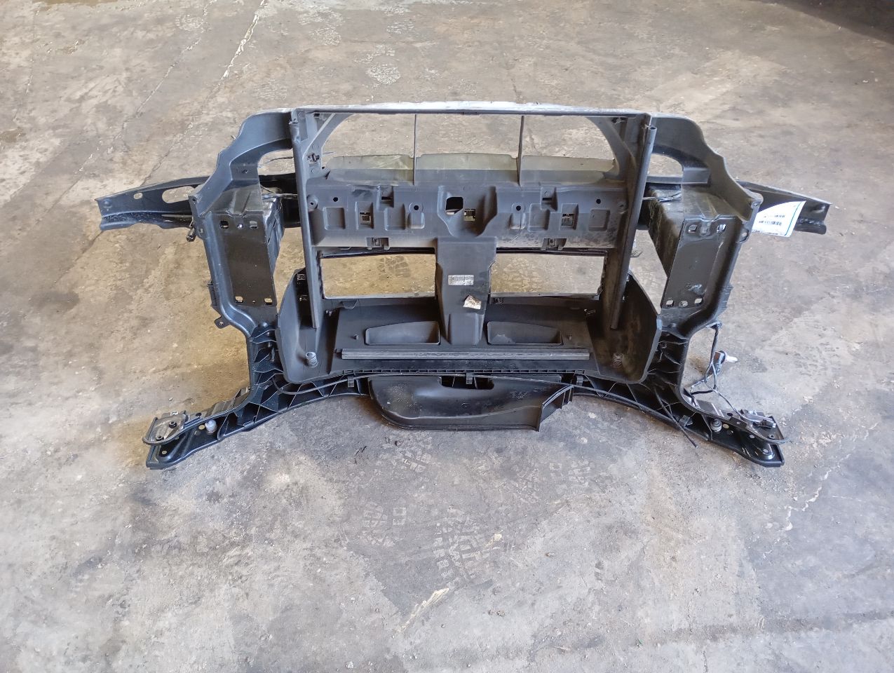 Part image 3