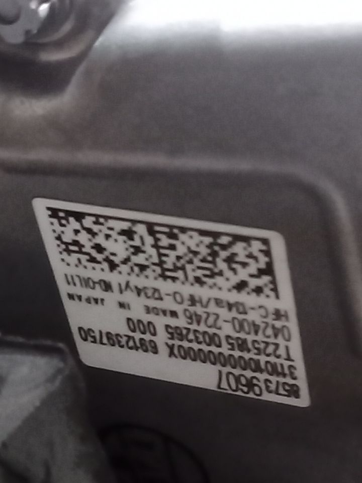 Part image 6