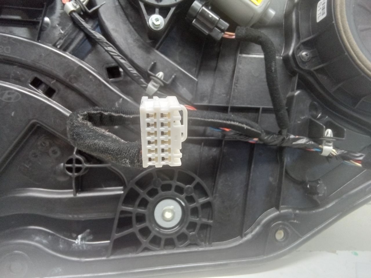 Part image 9
