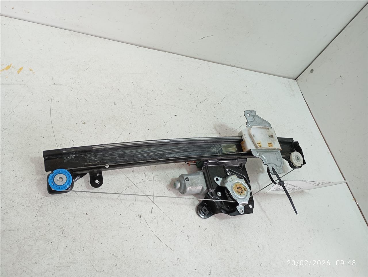Part image 2