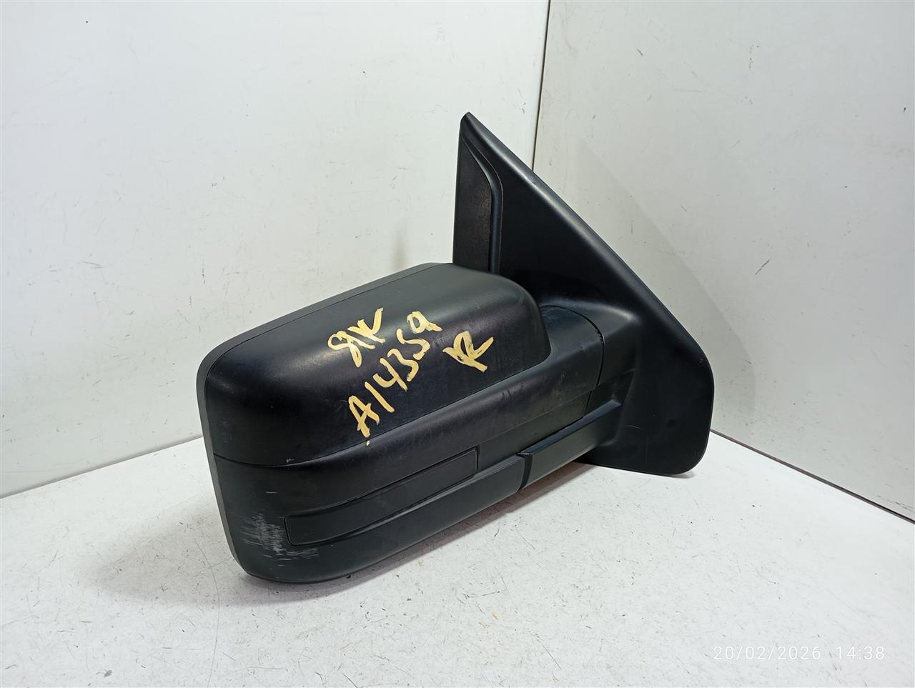 Part image 3