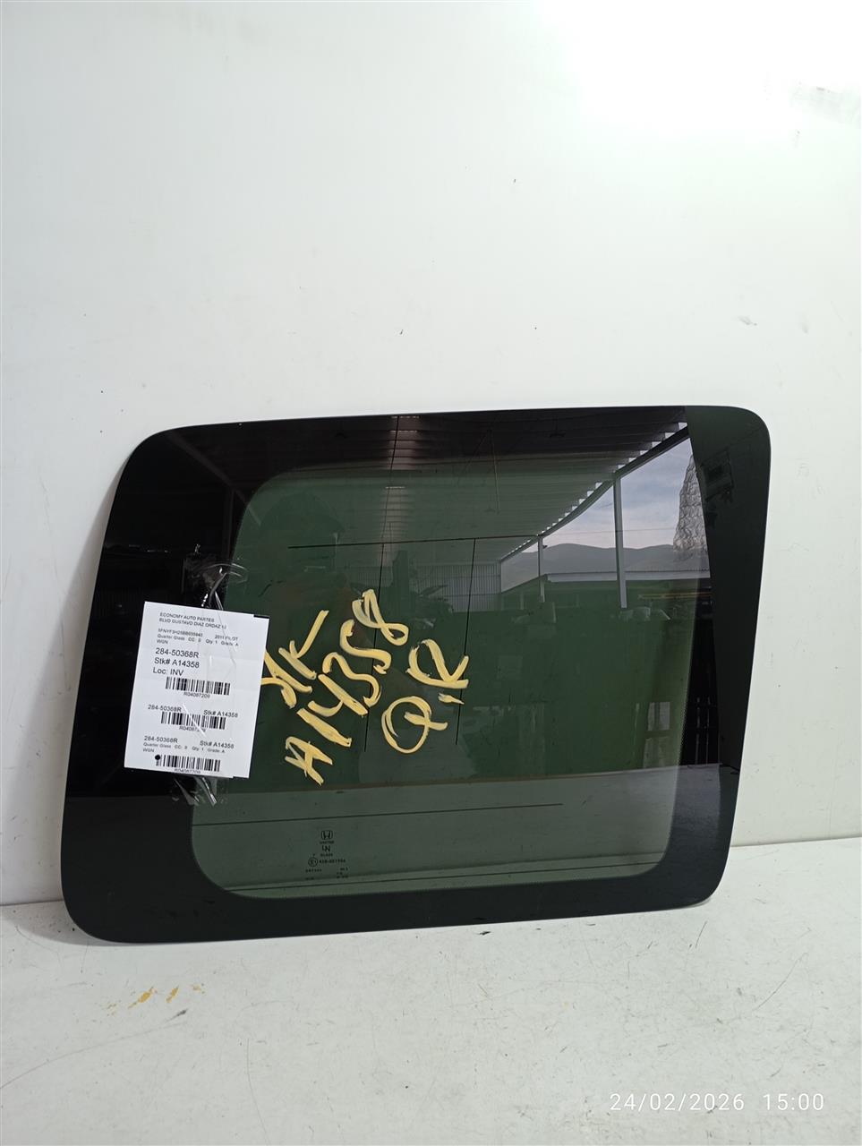 2011 Honda PILOT Quarter Glass