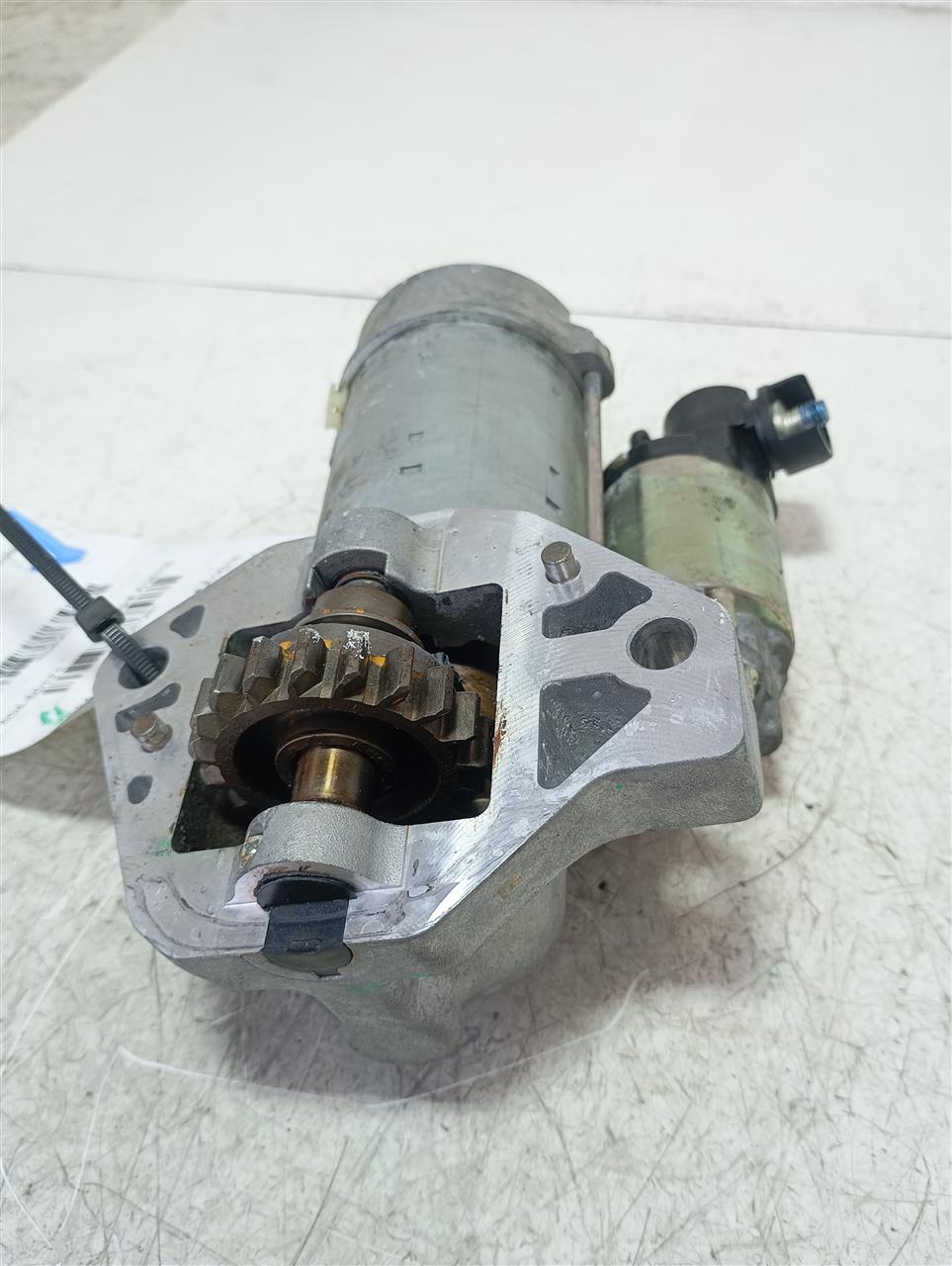 Part image 4