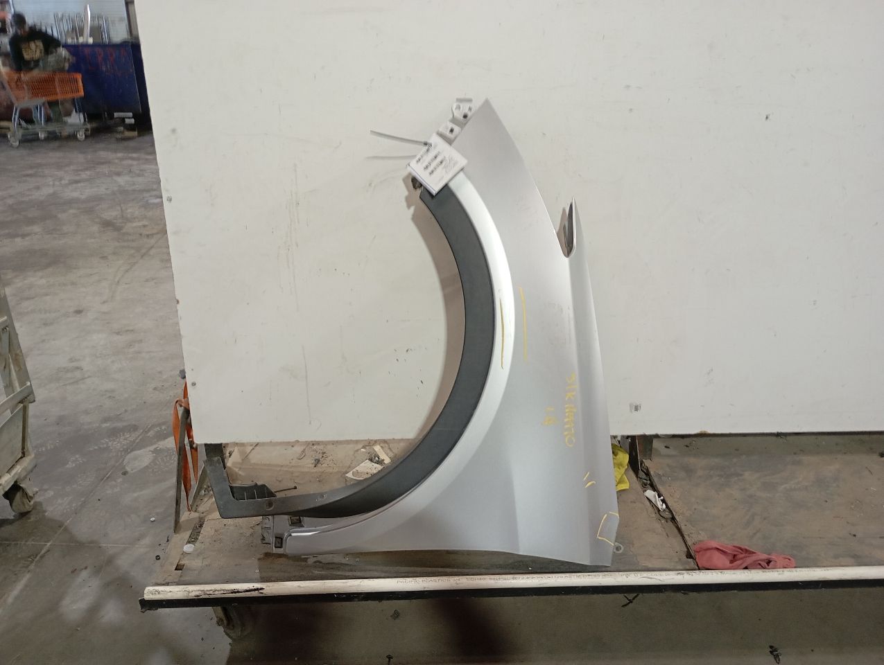 Part image 4