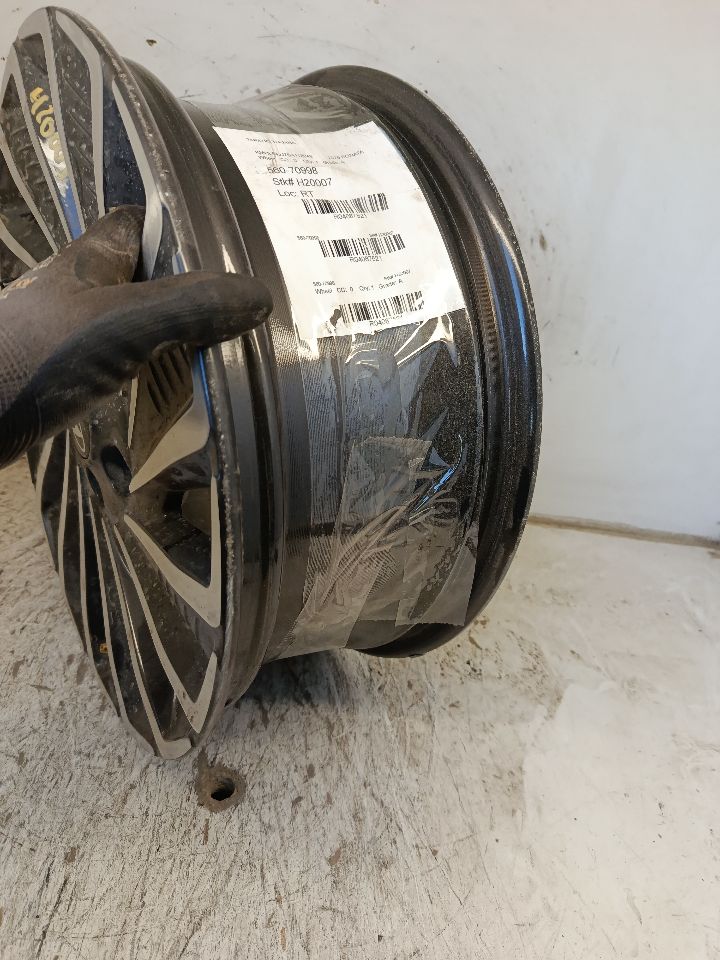 Part image 4