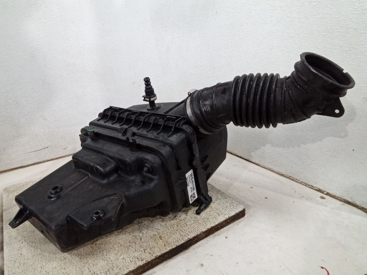 Part image 4