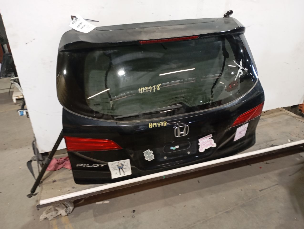 Part image 2