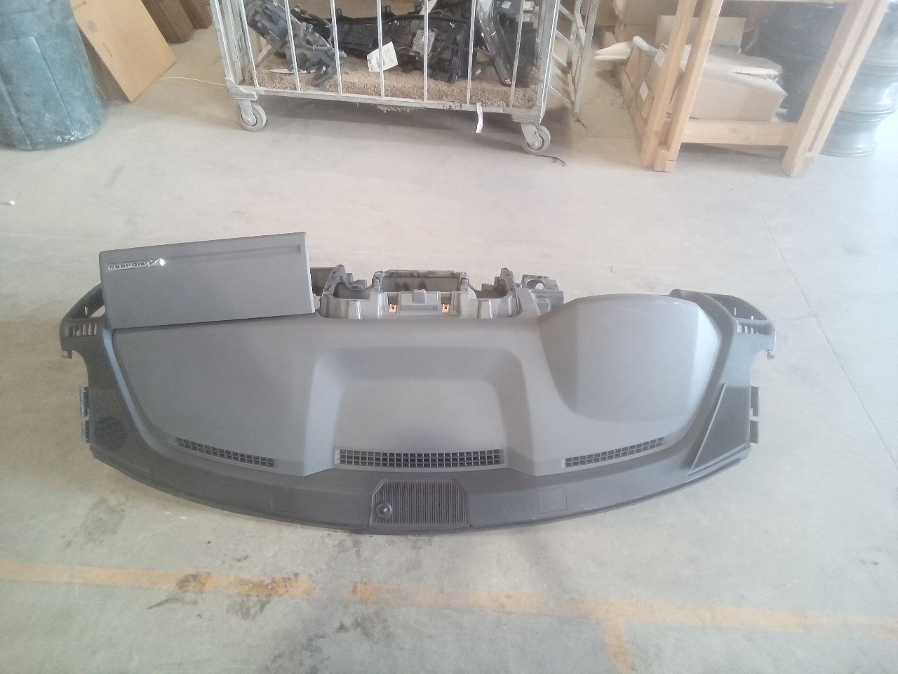 Part image 3