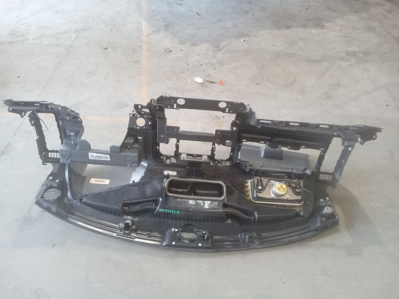 Part image 4