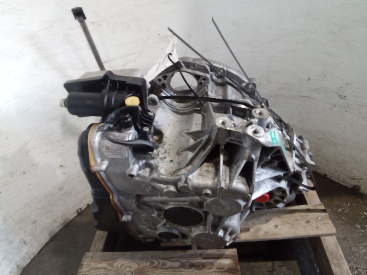Part image 6