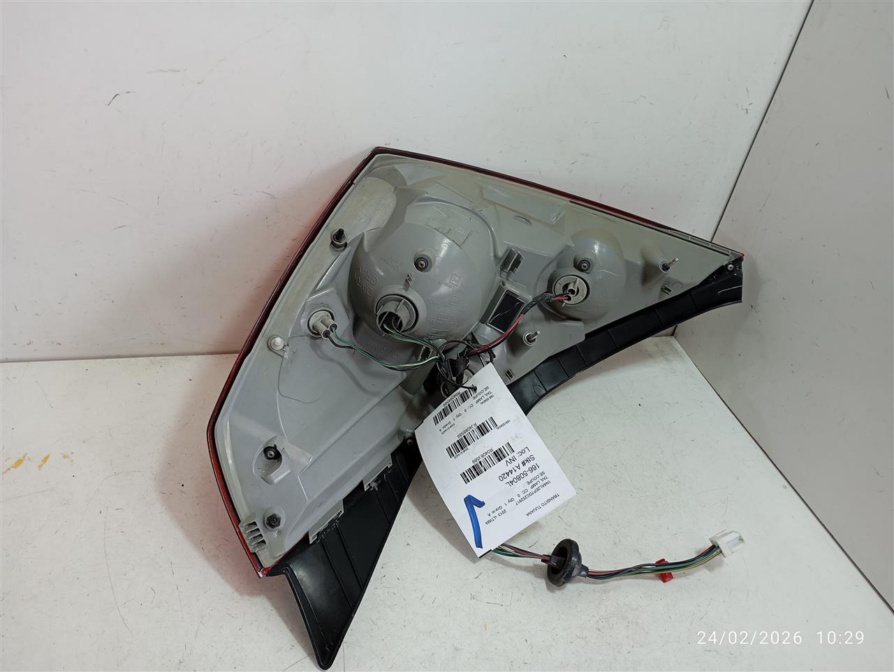 Part image 1