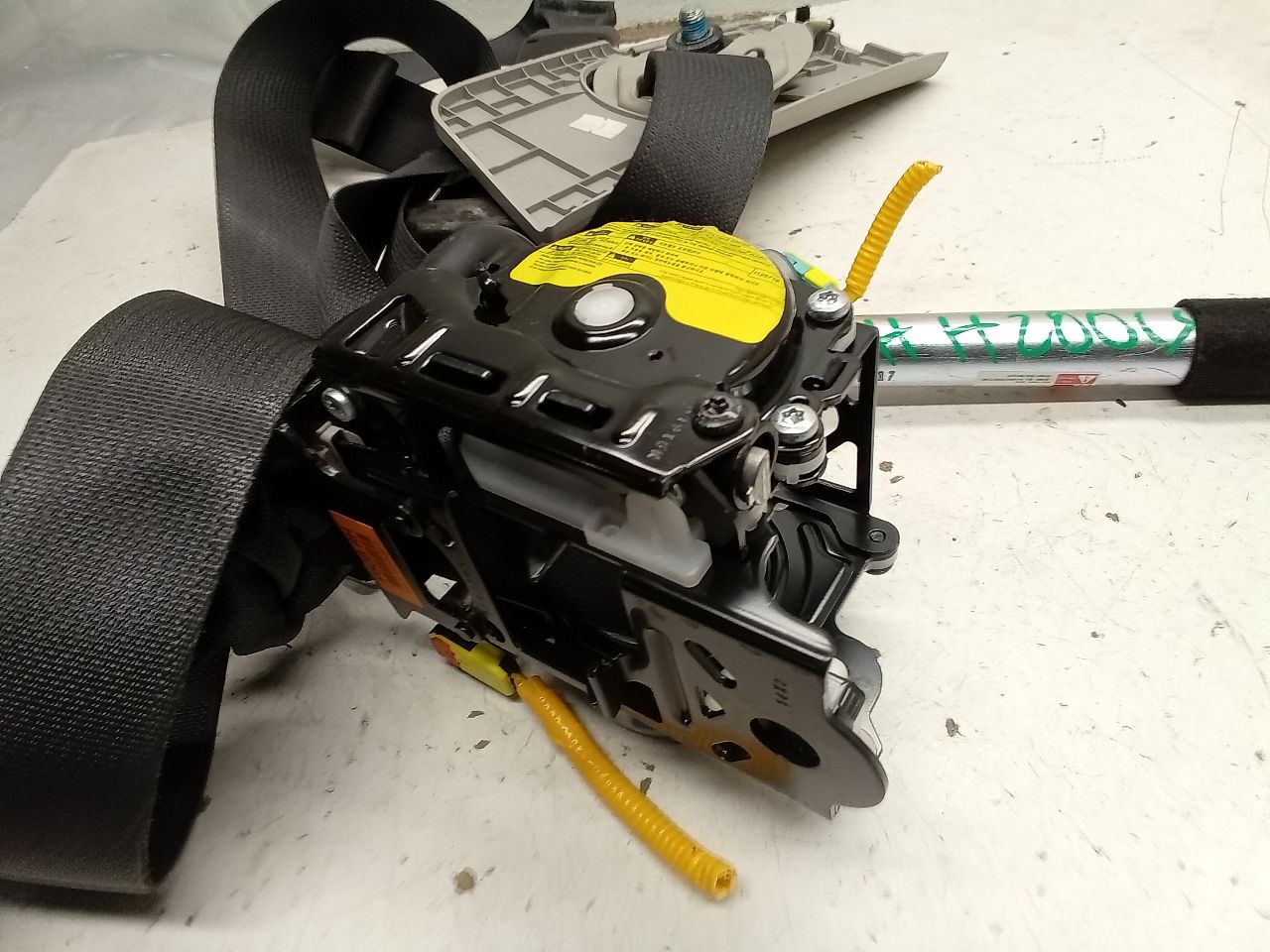 Used 2015 Kia SOUL retractor - Stock #H20015