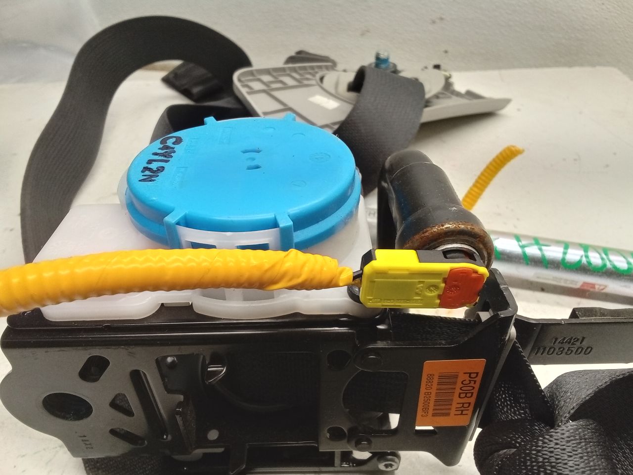 Used 2015 Kia SOUL retractor - Stock #H20015