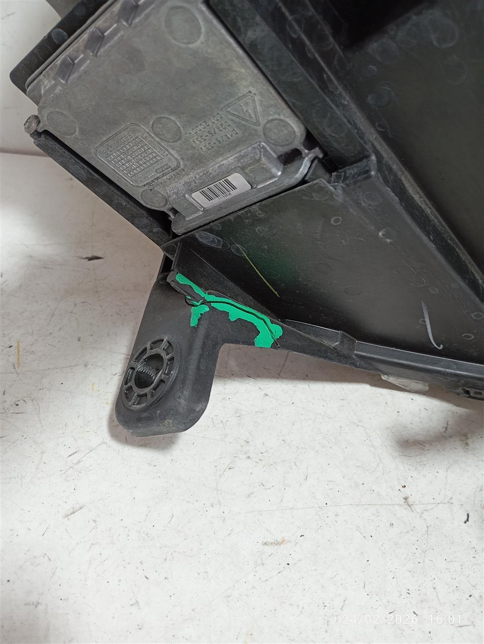 Part image 5