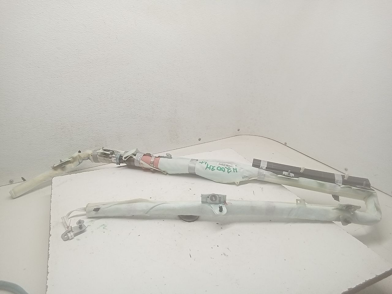 Part image 4