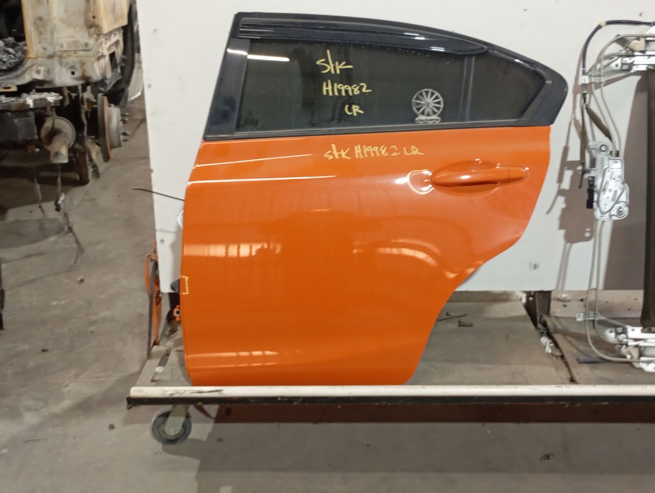 Part image 4