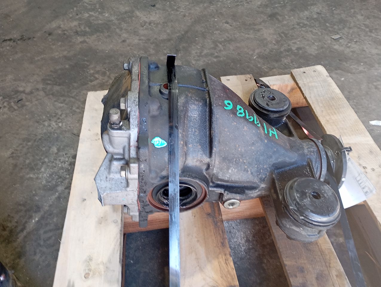 Part image 4