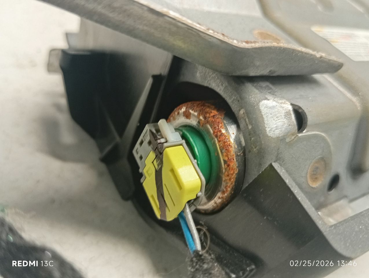 Part image 3