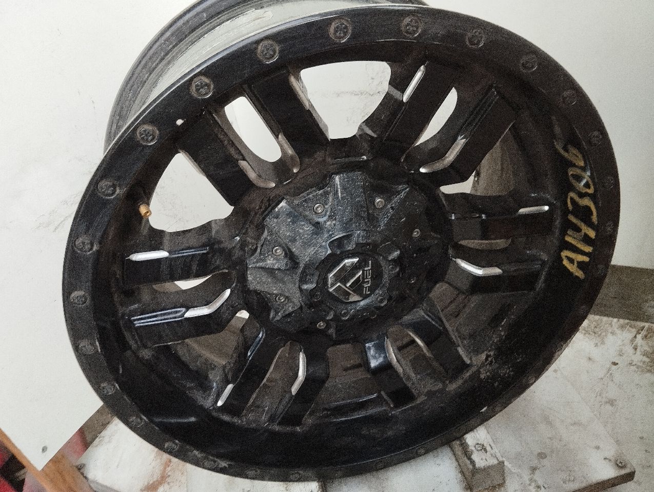 Part image 6
