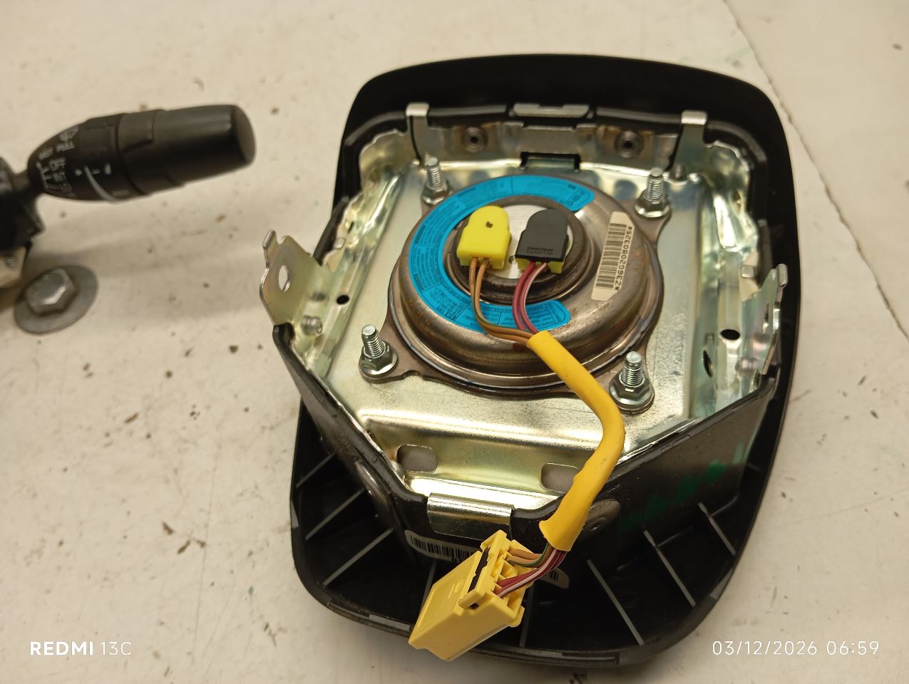 Part image 3