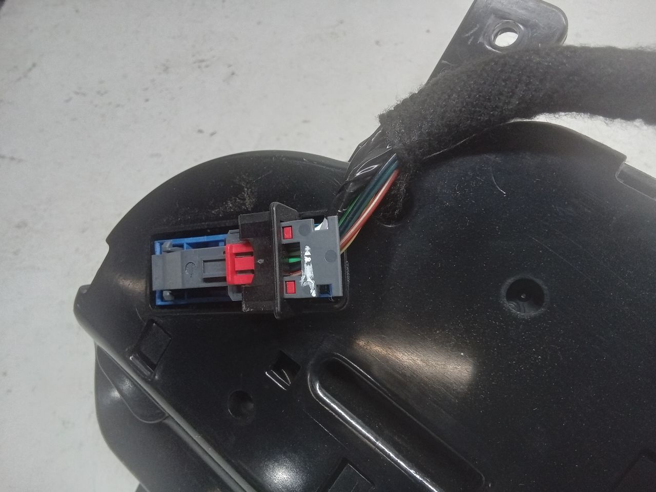 Used 2018 General Motors SUBURBAN 1500 Speedo Head/Cluster - Stock #H20051