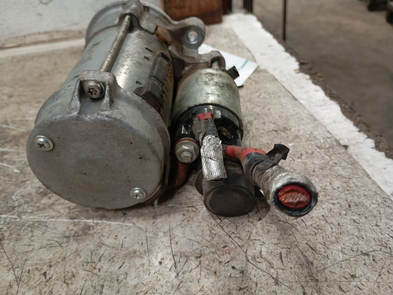 Part image 3