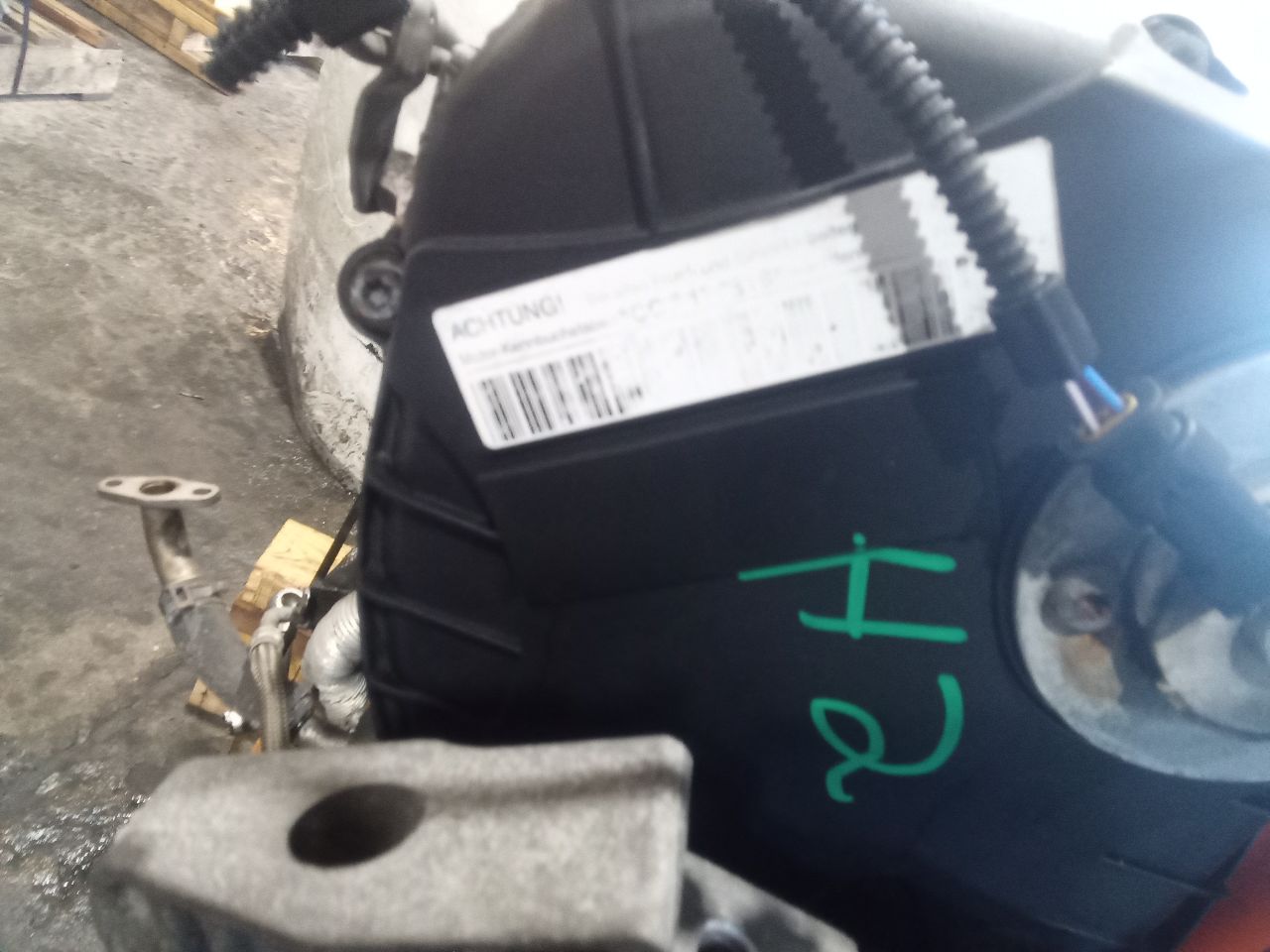 Part image 3