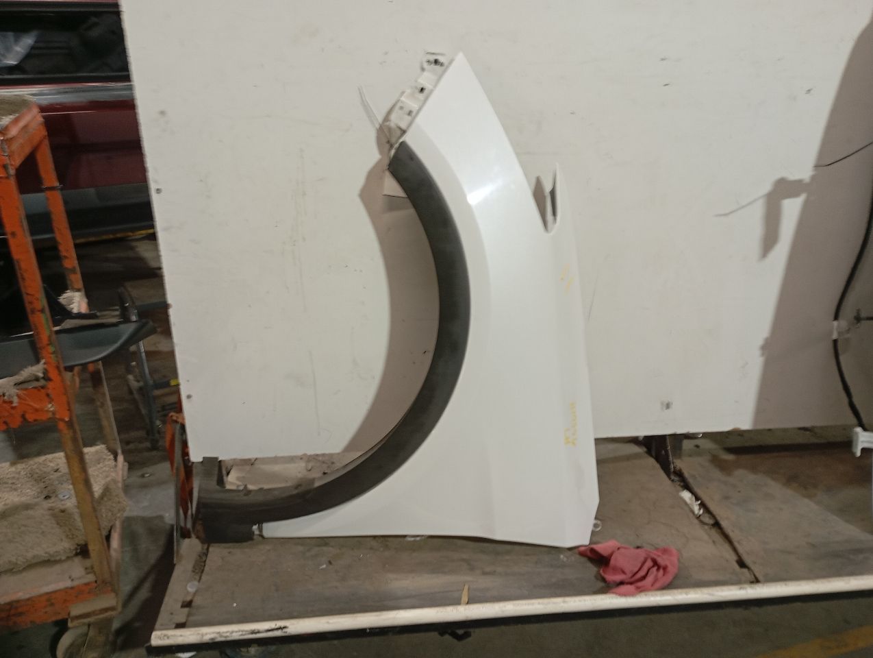 Part image 3