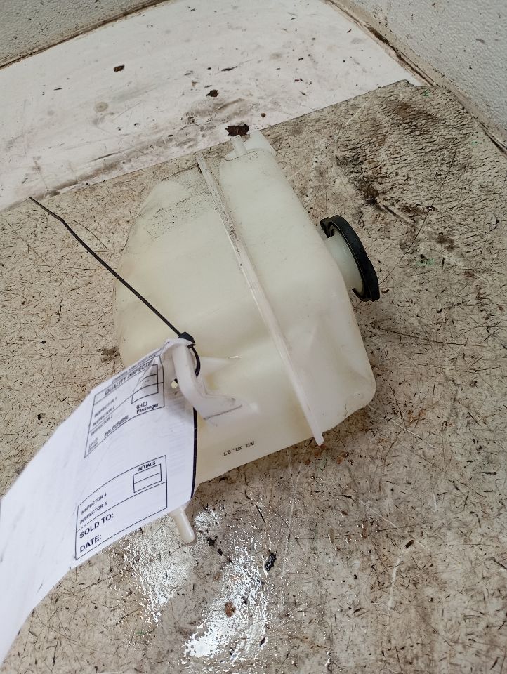 2013 Hyundai SANTA FE Coolant Reservoir
