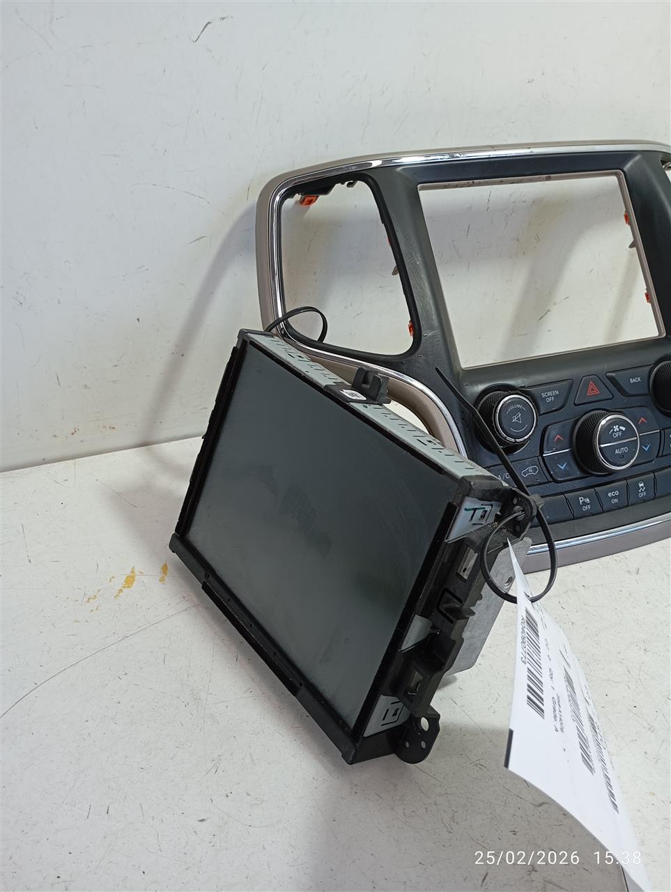 Part image 4