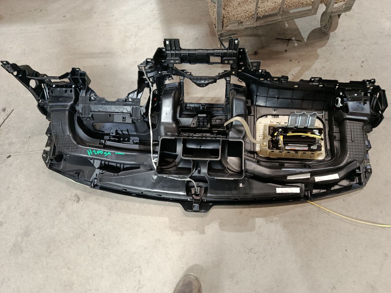 Part image 9