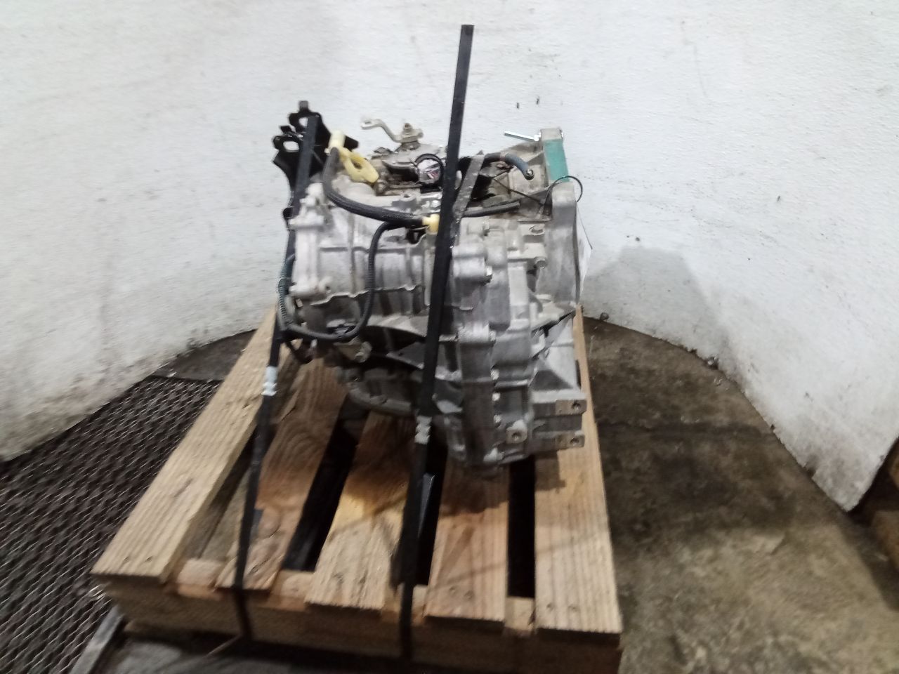 Part image 3