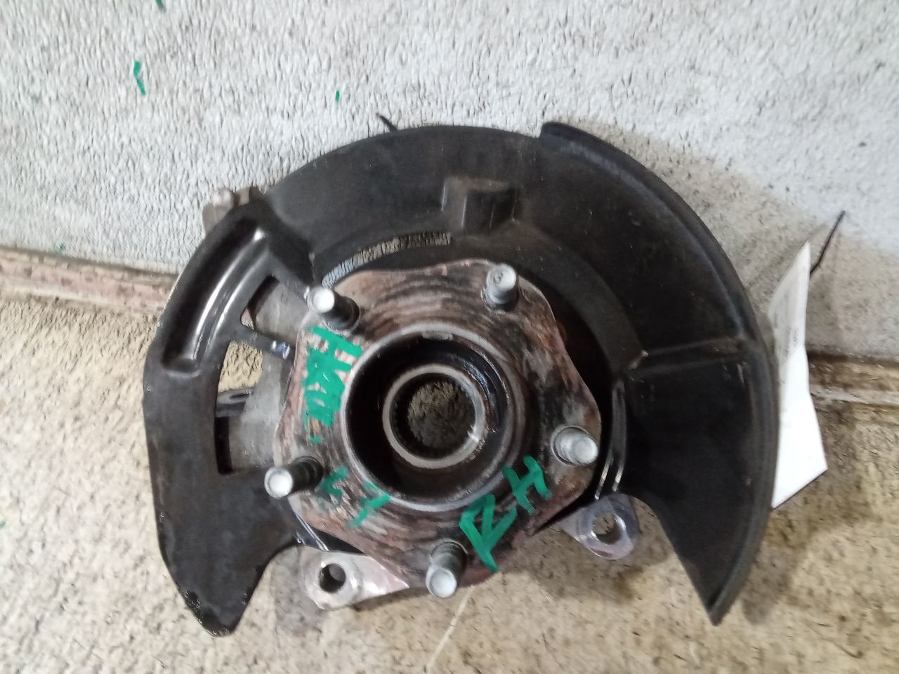 Part image 3