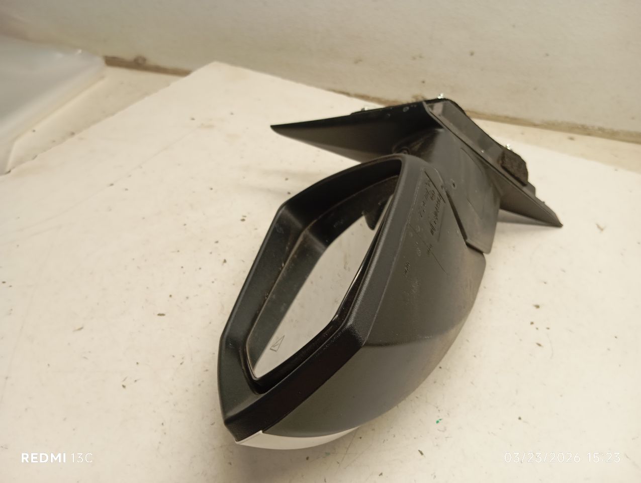 Part image 3